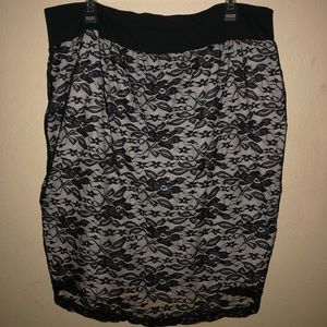 Torrid Lace Overlay Pencil Skirt SIZE 3